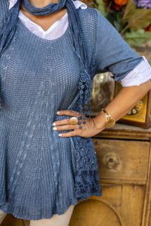 Csipkével kombinált dupla blúz , kendővel - sötétkék 