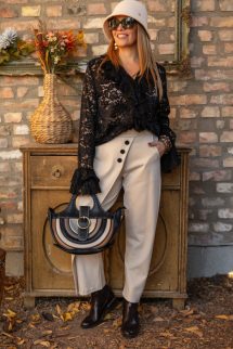 Csipkézett , zsabós blúz - fekete