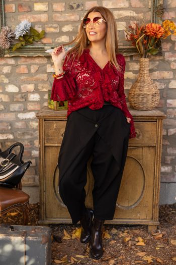 Csipkézett, zsabós blúz - bordó