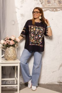  Virágmotívumos , rövid ujjú felső - fekete