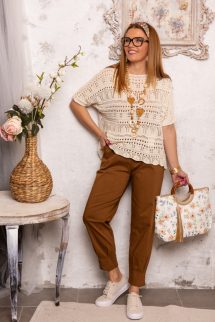 Hullámos , horgolt jellegű felső - bézs 