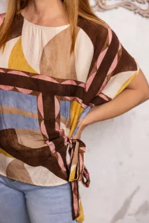 Geometria megkötős felső 