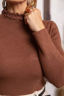 Fodros nyakú basic garbó - csokoládé