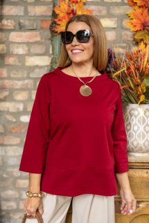 A - vonalú, sliccelt aljú felső - bordó