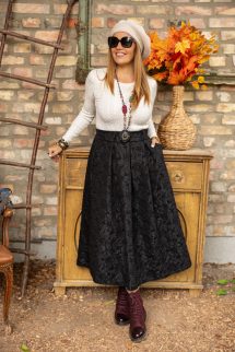 Csavart, kerek nyakú felső - fehér