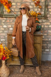 Csipkével díszített felső - krém 