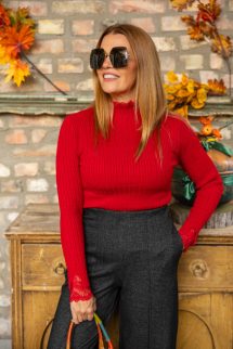 Csipkével díszített felső - piros