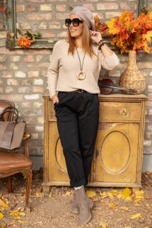 Puha , kerek nyakú felső - bézs