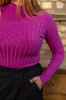 Bordázott , magasnyakú felső - bíbor