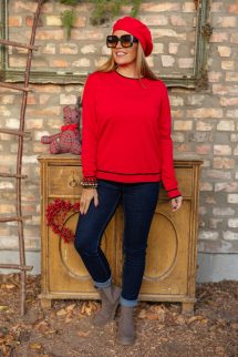 Piros felső , fekete szegéllyel