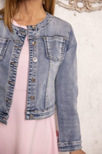 Világos farmerkabát - kerek nyakkal 