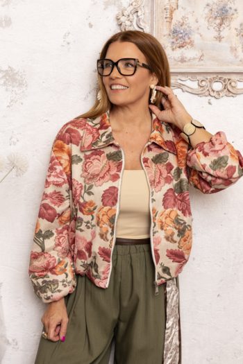 Virágos , rövid fazonú kiskabát 