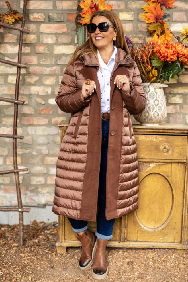 Szövetbetéttel kombinált kabát 