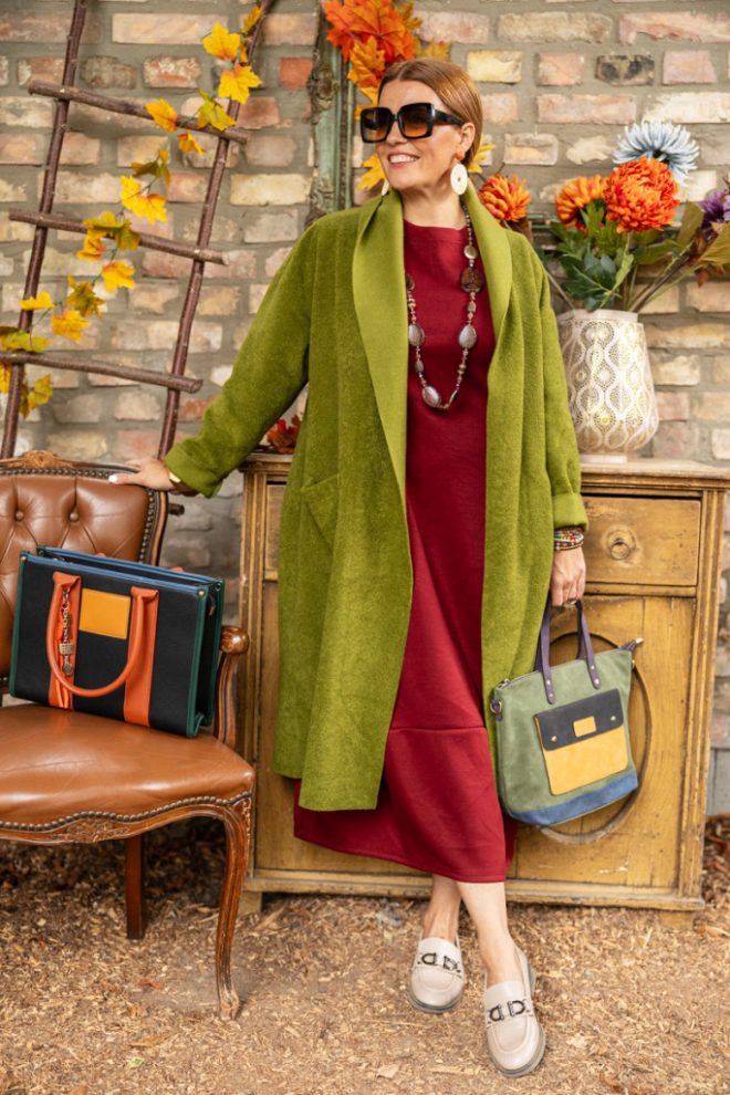 Nyitott , filc jellegű kardigán/kabát 