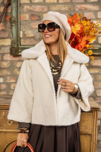 Audrey kabát - szőrmegallérral