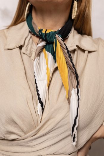 Pliszírozott kendő - mustár/olajzöld/barna színvilág