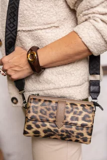 Párducmintás női crossbody kistáska - fekete pánt 