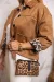 Párducmintás crossbody kistáska - barna pánt 