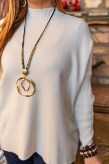 Pulóver - passzés ujjal - krém 