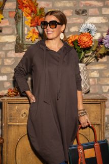 Kapucnis ruha - csokoládé