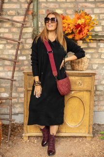 Kapucnis kötött ruha - fekete