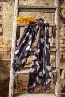 Szívecske sál - barna alap 