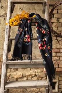 Hímzett kasmír sál - fekete 