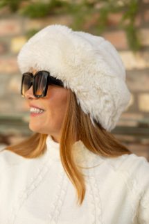 Szőrme sapka - fehér