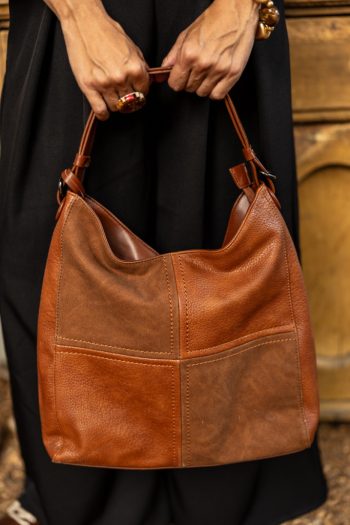 Velúros betéttel kombinált táska - csaubarna 